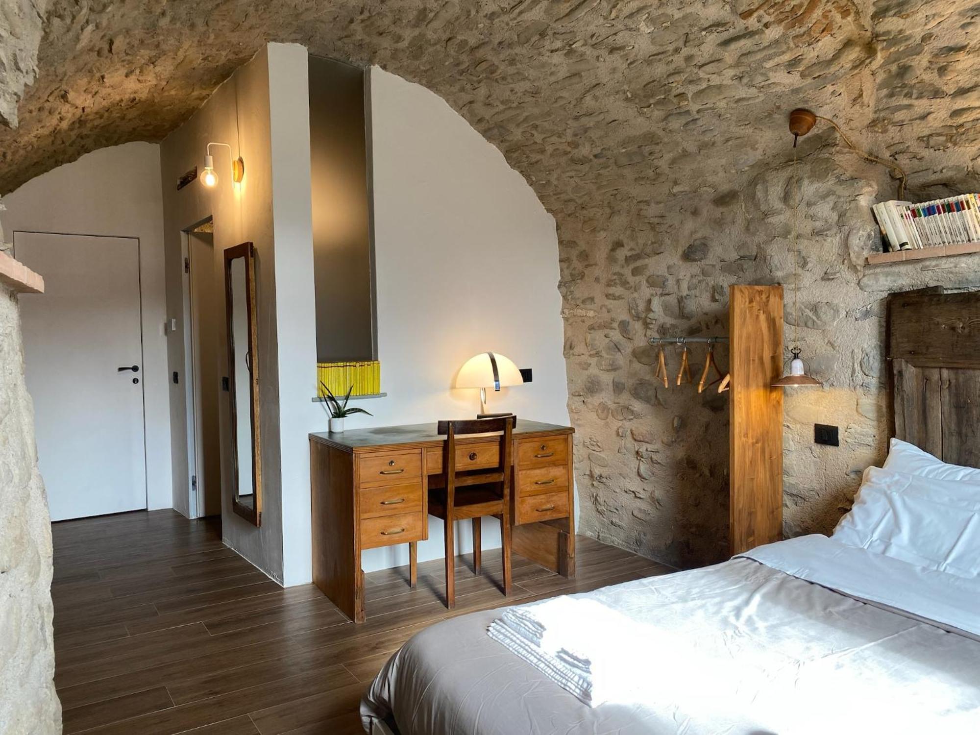 La Casa Medievale Suites E Spa Pontremoli Exterior photo